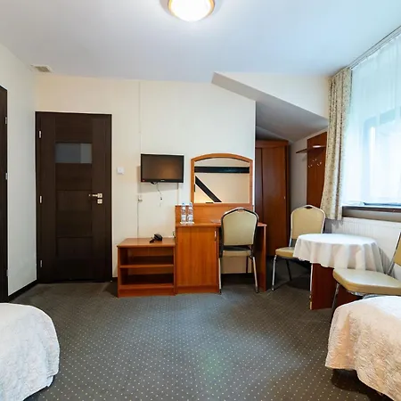 Star & Hotel